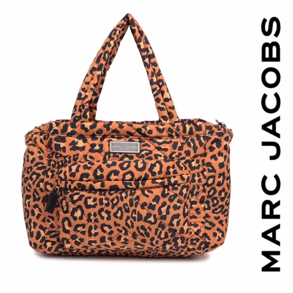 Marc Jacobs Handbags - NWT MASRC JACOBS QUILTED NYLON PATTERNED TOTE BAG